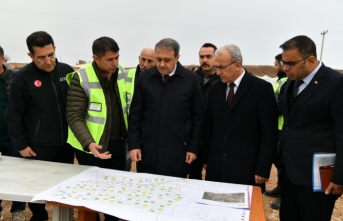 Vali Şıldak deprem konutlarını inceledi