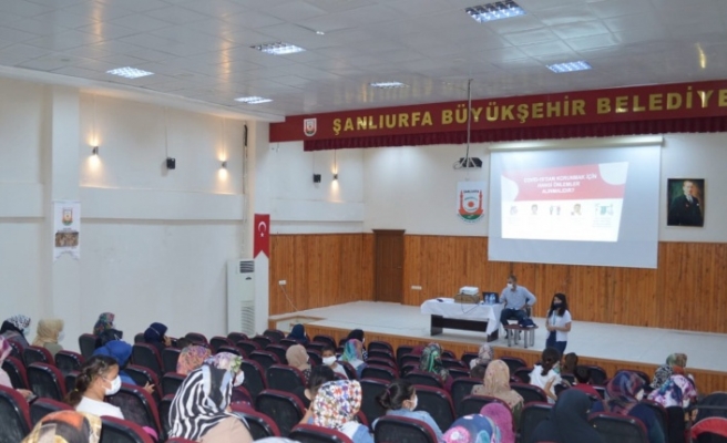 Kadın kursiyerler Kovid-19 karşı bilgilendirildi