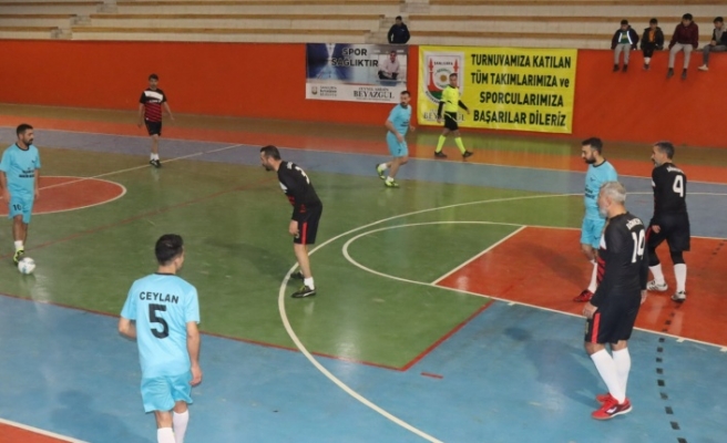 Futsal turnuvası başladı