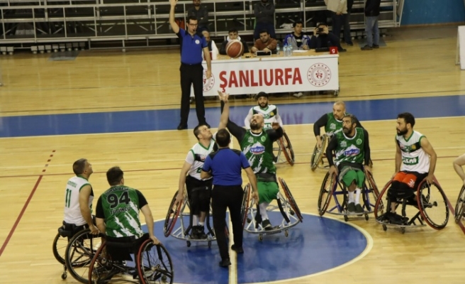 Şanlıurfa ekibi basketbolda sevindirdi