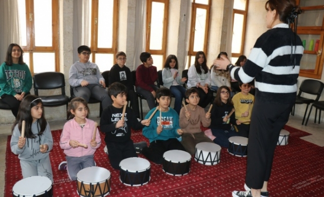 GELECEĞİN MÜZİK ÜSTATLARI YETİŞİYOR