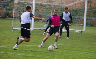 ŞANLIURFASPOR, TUZLASPOR HAZIRLIKLARINA BAŞLADI